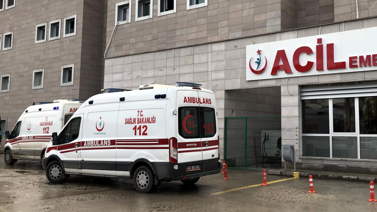 Gemlik'te kavgada yaralanan 2 kişi hastaneye kaldırıldı