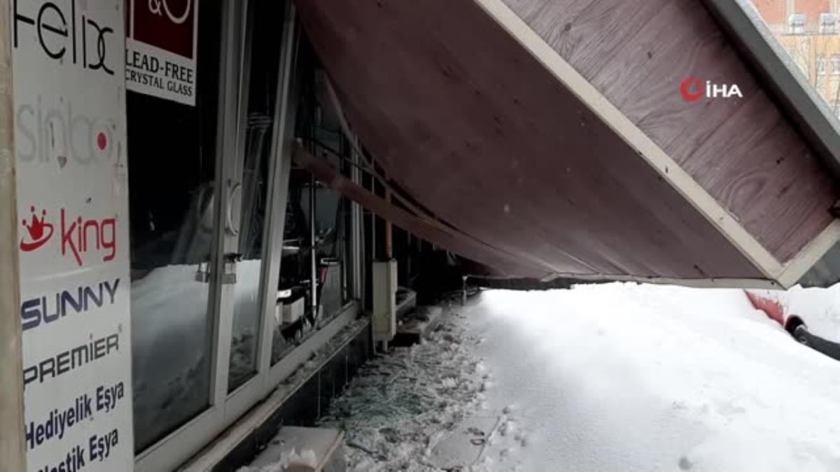 Adıyaman’da kar yağışı nedeniyle işyerlerinin çatıları çöktü