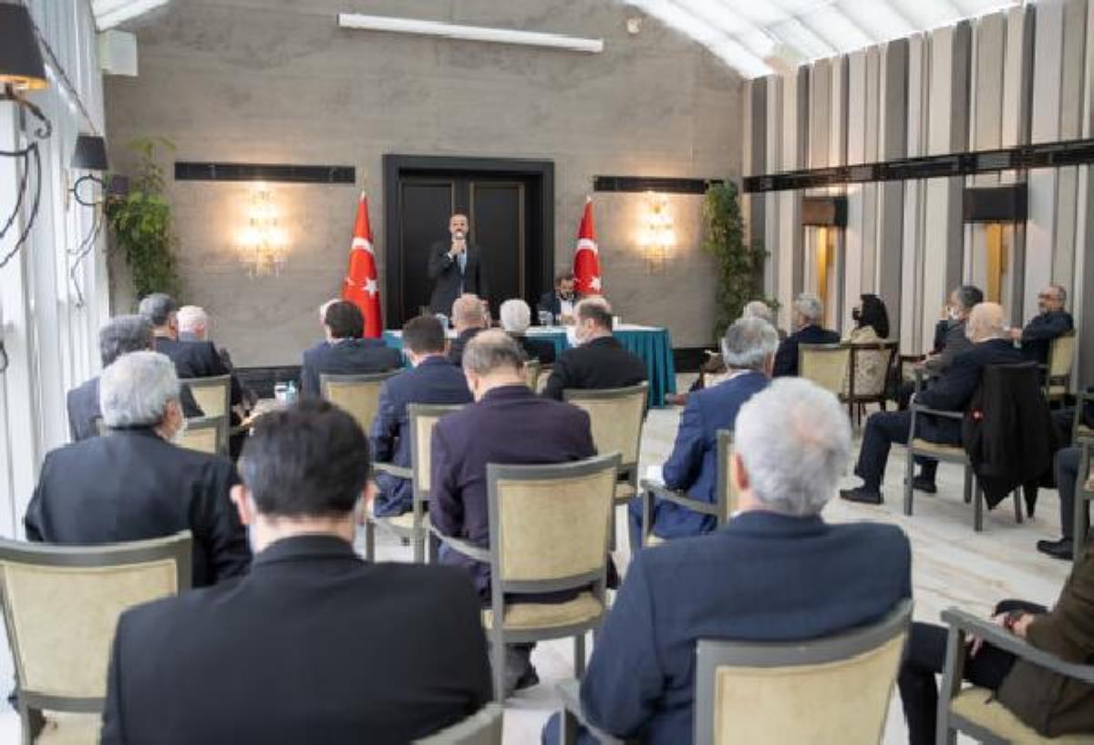Bakan Gül: Türkiye’de artık darbe anayasasına son vermenin vakti gelmiştir