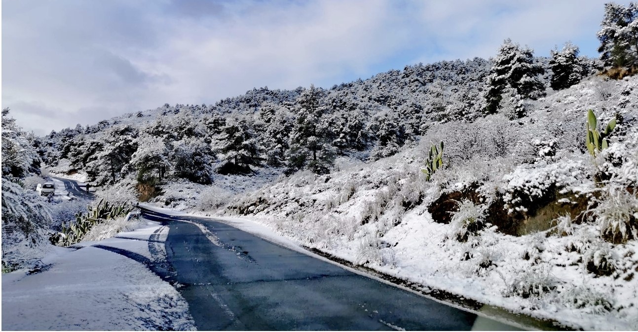 Güney Kıbrıs’ta yüksek kesimlere kar düştü