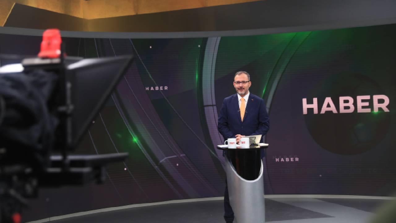 Bakan Kasapoğlu TRT Spor’da haber bülteni sundu
