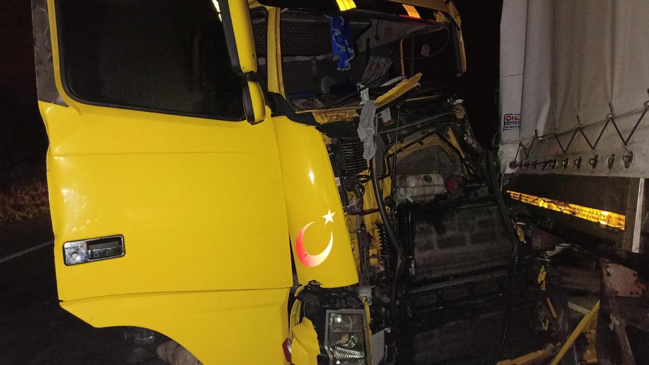 Samsun’da 4 tırın karıştığı zincirleme trafik kazası