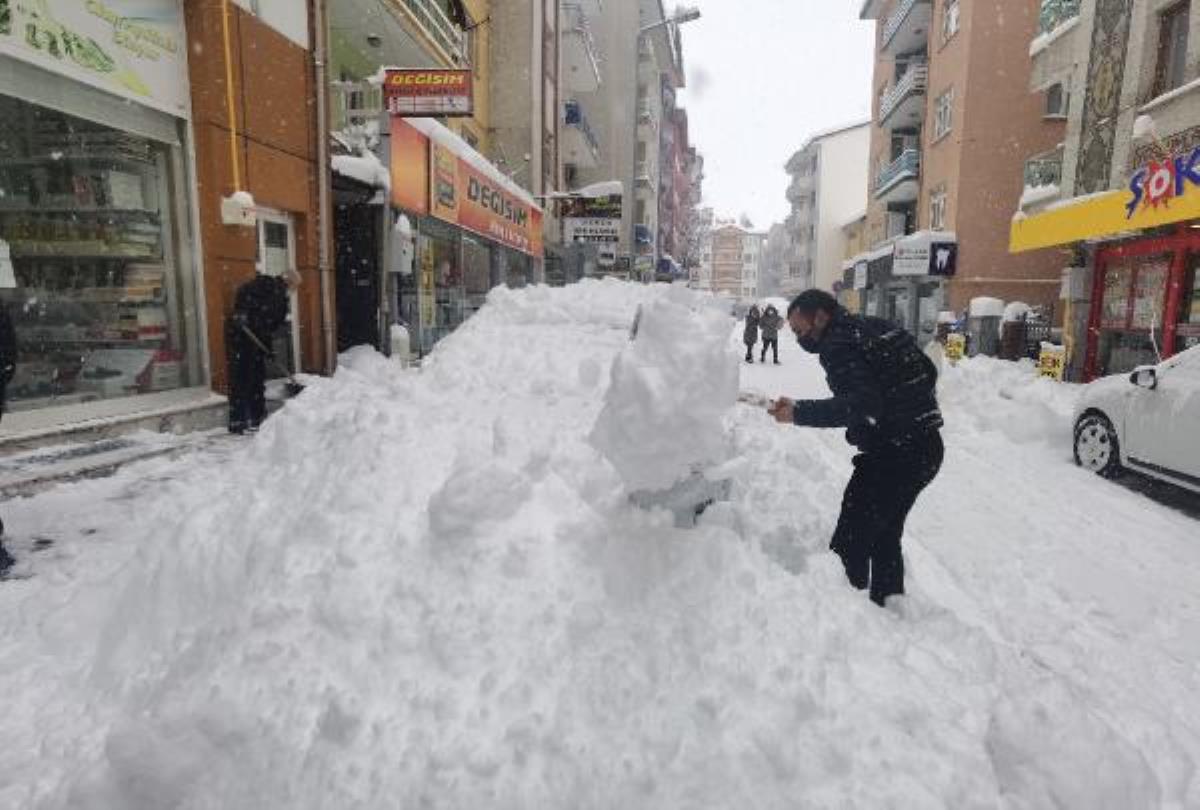 Tunceli’de 342 köy ve 907 mezraya ulaşım yok; kar kalınlığı 70 santim