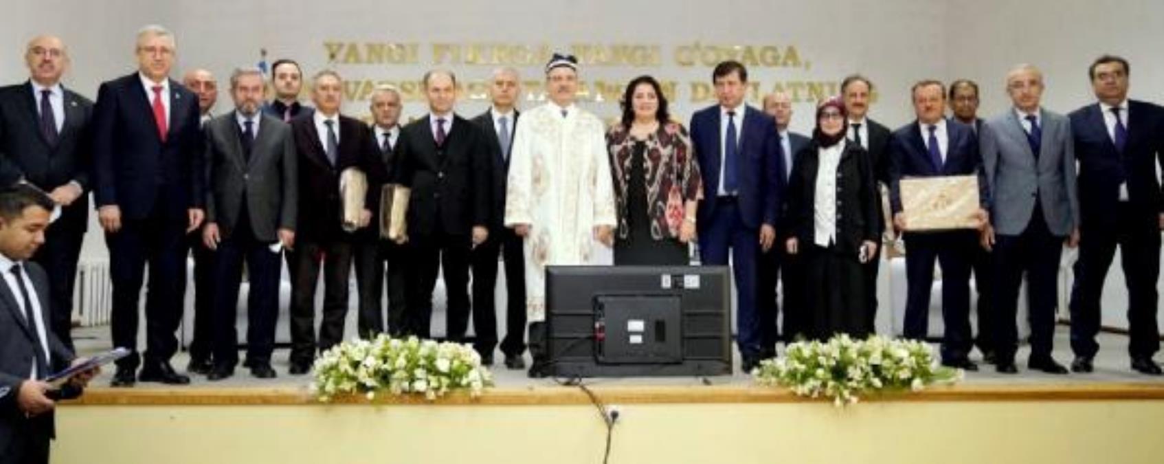 YÖK Başkanı Özvar’a Özbekistan’da fahri profesörlük unvanı verildi