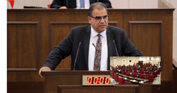 Başbakan Sucuoğlu Meclis’te hükümet programını okudu