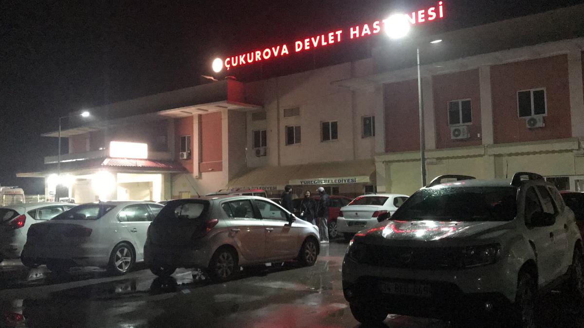 Adana’da bıçakla yaralanan kadın hastaneye kaldırıldı
