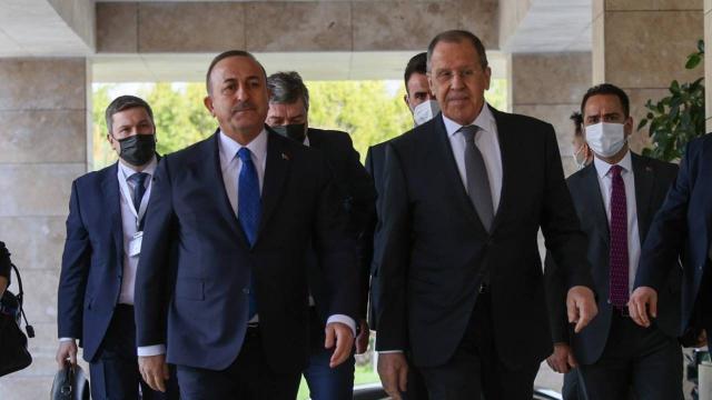 Türkiye Dışişleri Bakanı Çavuşoğlu Rus mevkidaşı Lavrov ile görüştü