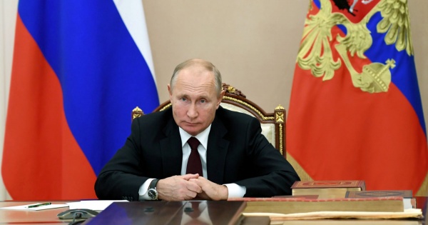 Putin, dost olmayan ülkelere doğalgazı ruble karşılığında satacak