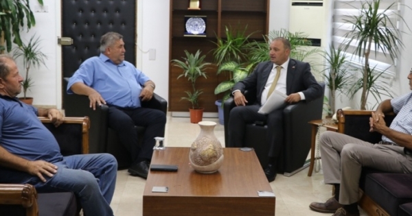 Maliye Bakanı Şan, Kıbrıs Türk İnşaat Taşeronları Birliği Üyelerini Kabul Etti