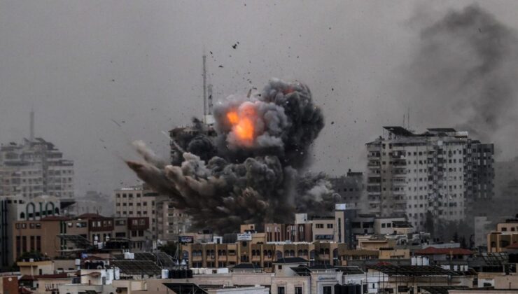 İsrail'in Gazze'ye saldırılarında 1900 kişi hayatını kaybetti