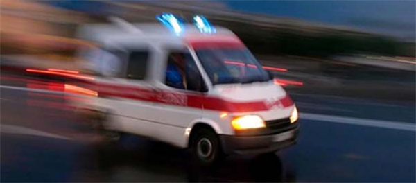 Değirmenlik-Girne anayolunda direksiyon hakimiyetini kaybeden sürücü kazaya sebebiyet verdi: 2 kişi yaralandı