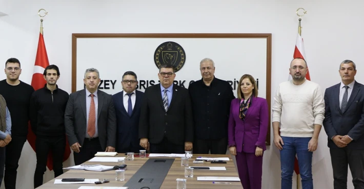 Maliye Bakanı Berova, Kıbrıs Türk Reklamcılar Ve Tasarımcılar Derneği Heyetini Kabul Etti