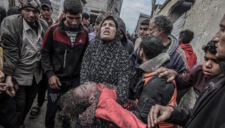 Gazze’de Günde 63 Kadın Öldürülüyor