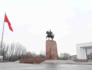 Kırgızistan’da Şiddetli Rüzgar Nedeniyle ‘Acil Durum’ İlan Edildi