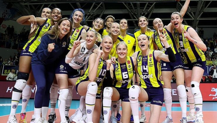 Lider Fenerbahçe Opet, Şampiyonlar Ligi’ne Katılma Hakkı Elde Etti
