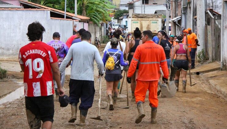 Brezilya’da şiddetli yağışların yol açtığı toprak kaymalarında 12 kişi öldü