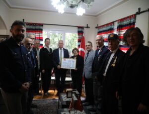 Meclis Başkanı Töre İstanbul’da Kıbrıs Türk Kültür Derneği’ni ziyaret etti