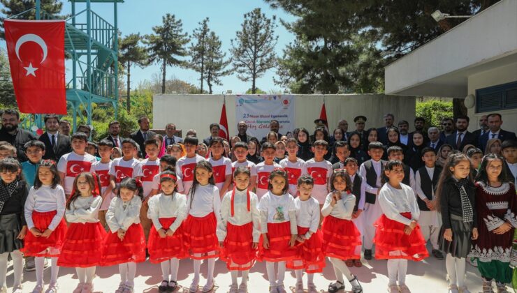 Afganistan’da 23 Nisan Ulusal Egemenlik ve Çocuk Bayramı coşkusuyla kutlandı