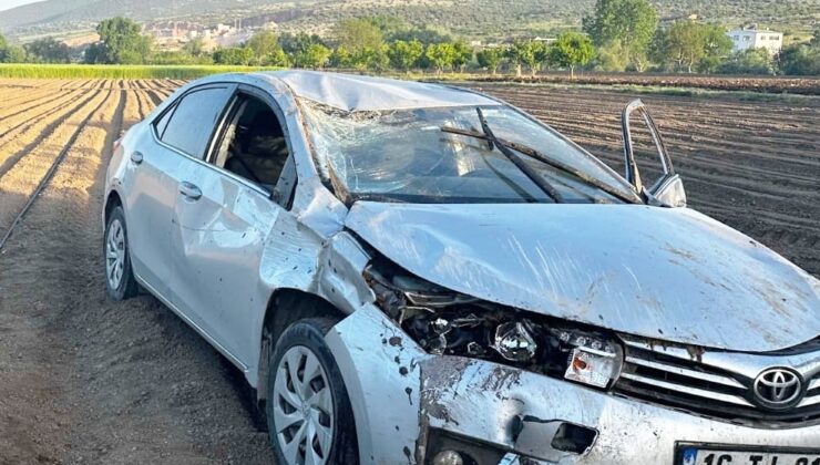 Bursa’da tarlaya devrilen otomobildeki 1 kişi öldü, 2 kişi yaralandı
