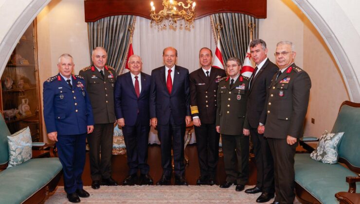 Cumhurbaşkanı  Tatar, TC   Milli Savunma Bakanı Yaşar Güler’i kabul etti