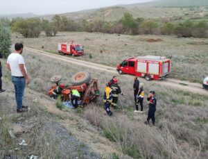 Konya'da devrilen traktörün sürücüsü hayatını kaybetti