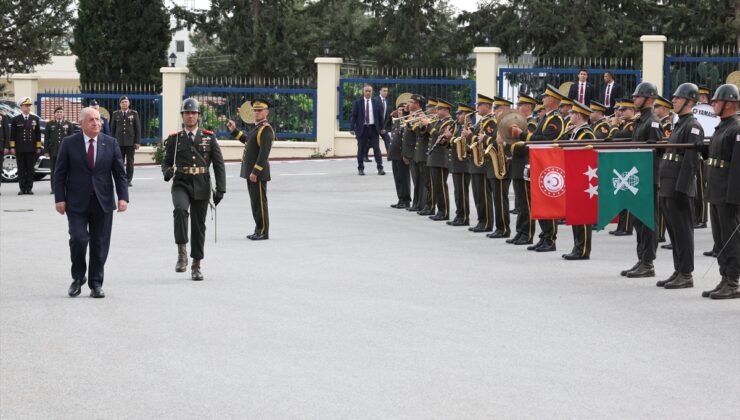 Milli Savunma Bakanı Güler, KKTC’de Boğaz Şehitliğini ziyaret etti