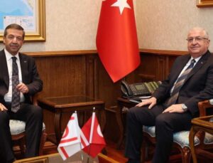 Dışişleri Bakanı Ertuğruloğlu, TC Milli Savunma Bakanı Yaşar Güler’i kabul etti