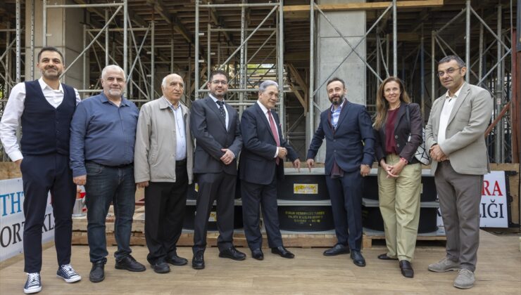 Yeni Zelanda Dışişleri Bakanı, İstanbul’da sismik izolatörlü kentsel dönüşüm projesini inceledi