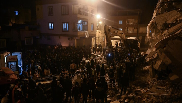 Diyarbakır’da depremde yıkılan Dündar Apartmanı’nın tutuklu 2 müteahhidine 13 yıl 4’er ay hapis cezası