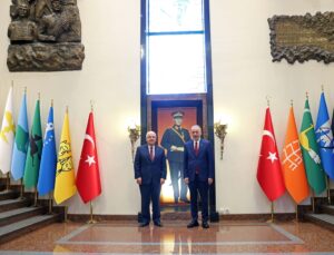 Bakan Güler, IKBY Etnik ve Dini Oluşumlardan Sorumlu Bölge Bakanı Maruf'u kabul etti