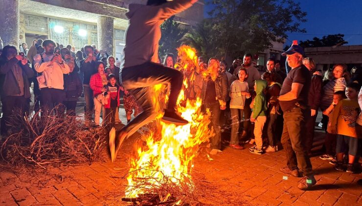 Çanakkale’nin Tevfikiye köyünde hıdırellez ateşi yakıldı