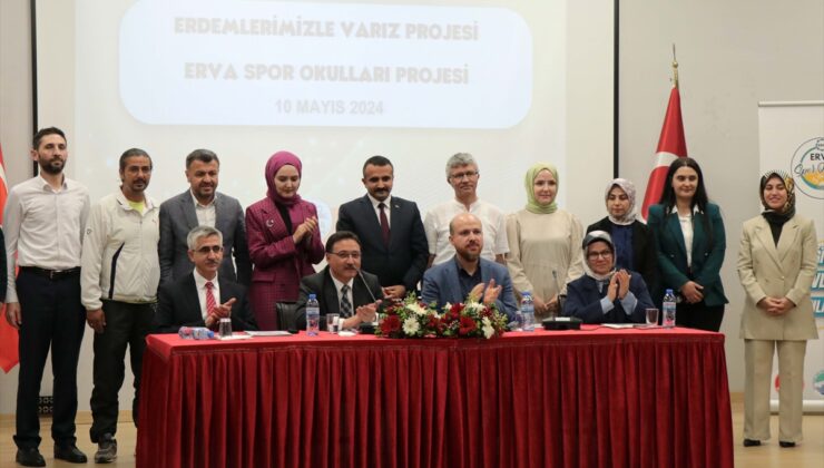 Dünya Etnospor Konfederasyonu Başkanı Erdoğan, Kayseri’de ERVA Spor Okulları Söyleşisi’ne katıldı: