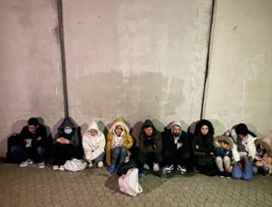 Edirne ve Kırklareli’nde 27 düzensiz göçmen yakalandı