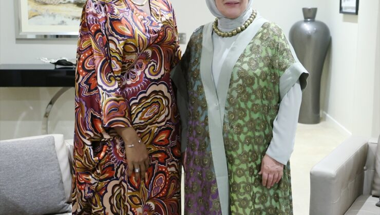 Emine Erdoğan, Sierra Leone Cumhurbaşkanı’nın eşi Fatima Maada Bio ile görüştü: