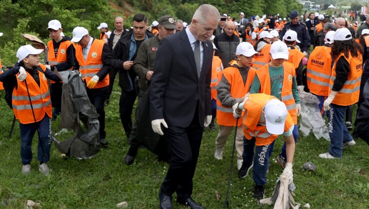 İstanbul’da “Orman Benim” etkinliğinde çöpler toplandı