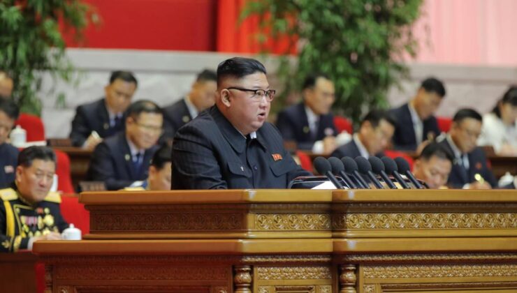 Güney Kore, Kim Jong Un’u öven şarkıyı yasaklayacak
