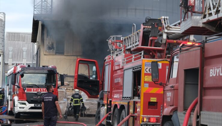 GÜNCELLEME – Kırklareli’nde atık yağ tesisinde çıkan yangın kontrol altına alındı