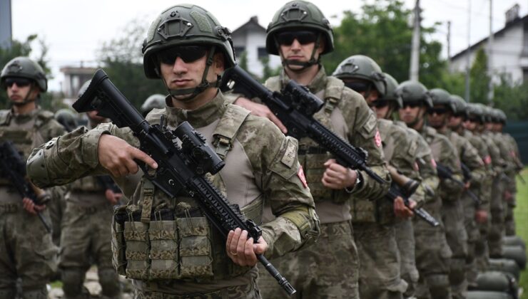 Mehmetçik, Kosova’da güvenliği sağlama faaliyetlerini aralıksız sürdürüyor