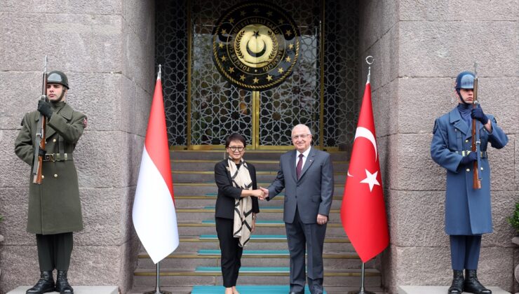 Milli Savunma Bakanı Güler, Endonezya Dışişleri Bakanı Marsudi ile görüştü