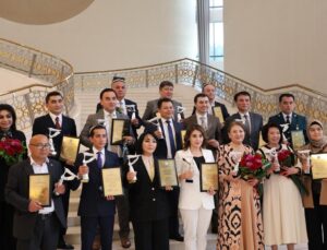 Özbekistan’da “Altın Kalem” medya ödülleri sahiplerini buldu