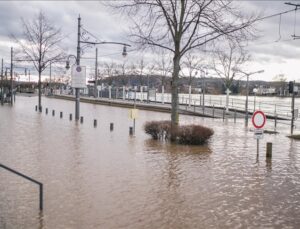 Almanya’da şiddetli yağış sel ve su baskınlarına neden oldu