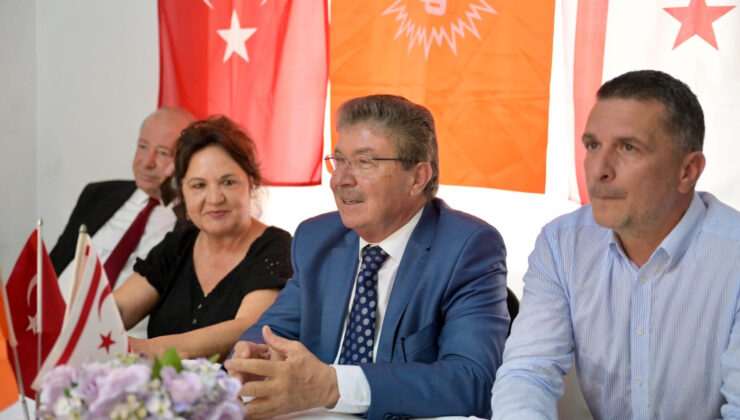 Başbakan Üstel, Güzelyurt ve Lefke’de halkla bayramlaştı: “Protokol KKTC ekonomisine ve altyapısına kısa zamanda büyük ivme katacak”