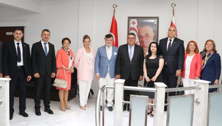 Maliye Bakanı Berova, Türk Dünyası Arabulucular Birliği heyetini kabul etti