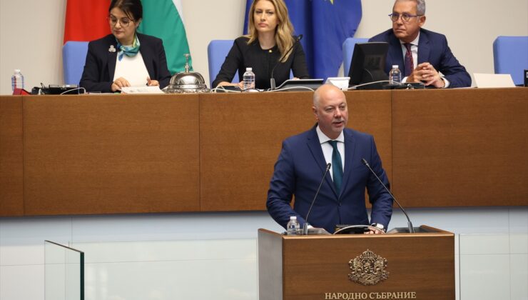 Bulgaristan’da GERB partisinin kabine taslağı parlamentoda güvenoyu alamadı