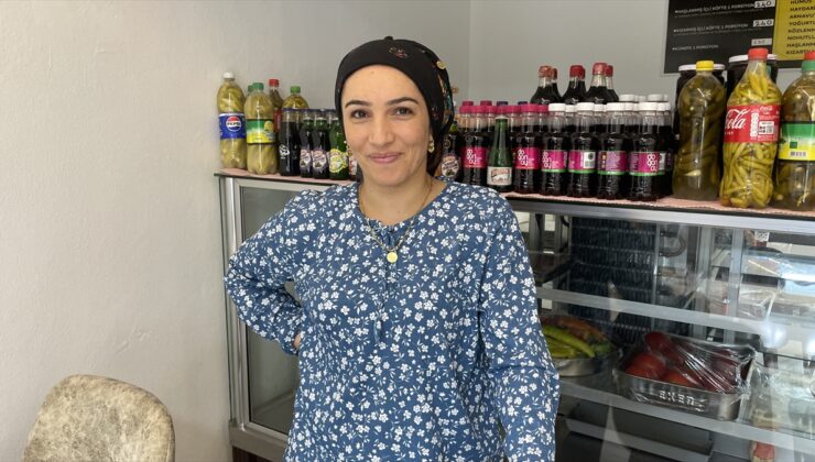 Bolu’da yere düşünce fırlayan soda şişesinin kadının kafasına çarpması güvenlik kamerasında