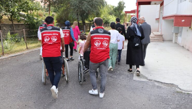 Devlet korumasındaki çocuklar, Erzurumlu Kore gazisinin gününü kutladı