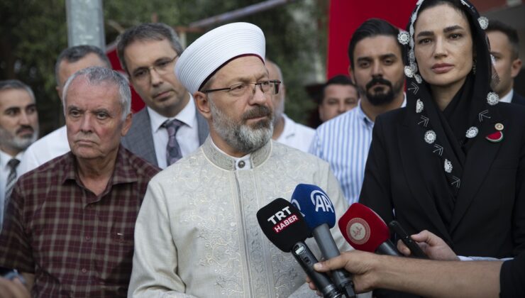 Diyanet İşleri Başkanı Erbaş, İsrail askerlerince katledilen Ayşenur Ezgi Eygi’nin ailesini ziyaret etti: