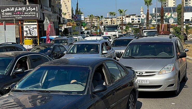 İsrail saldırıları nedeniyle Lübnan’ın güneyindeki halk bölgeden kaçıyor