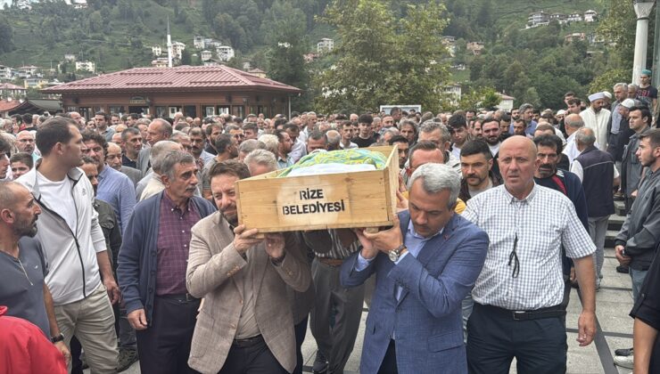 Rize’de merdiven boşluğuna düşerek ölen öğrencinin cenazesi defnedildi