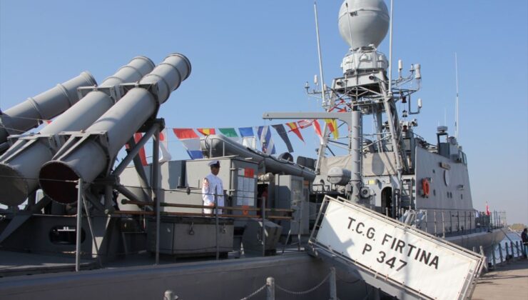 TCG Fırtına hücumbotu, Kocaeli’de ziyarete açıldı